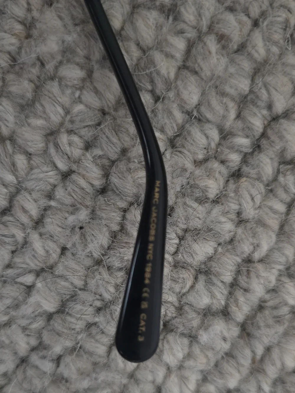BRAND NEW!! MARC JACOBS GLASSES 771/N/S. Gold Frame Sunglasses with Black Lenses